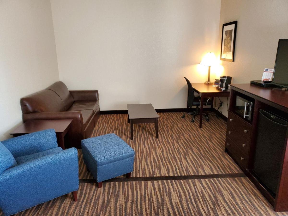 Cobblestone Inn & Suites Maryville Exteriör bild